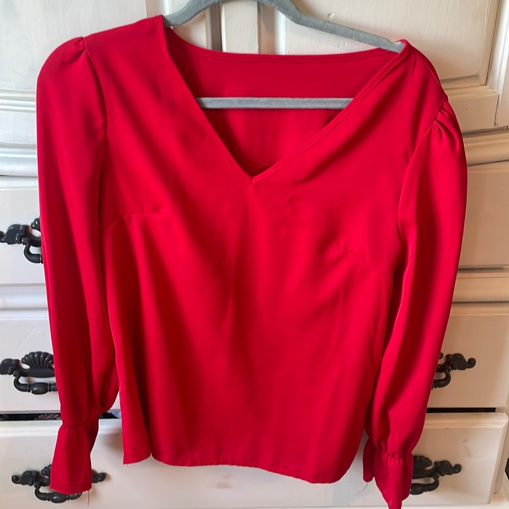 Size Medium Red Blouse w elastic wrist small snag